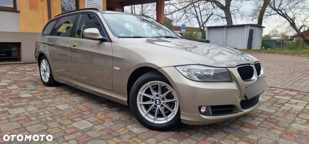 BMW Seria 3 320d DPF Edition Sport - 20