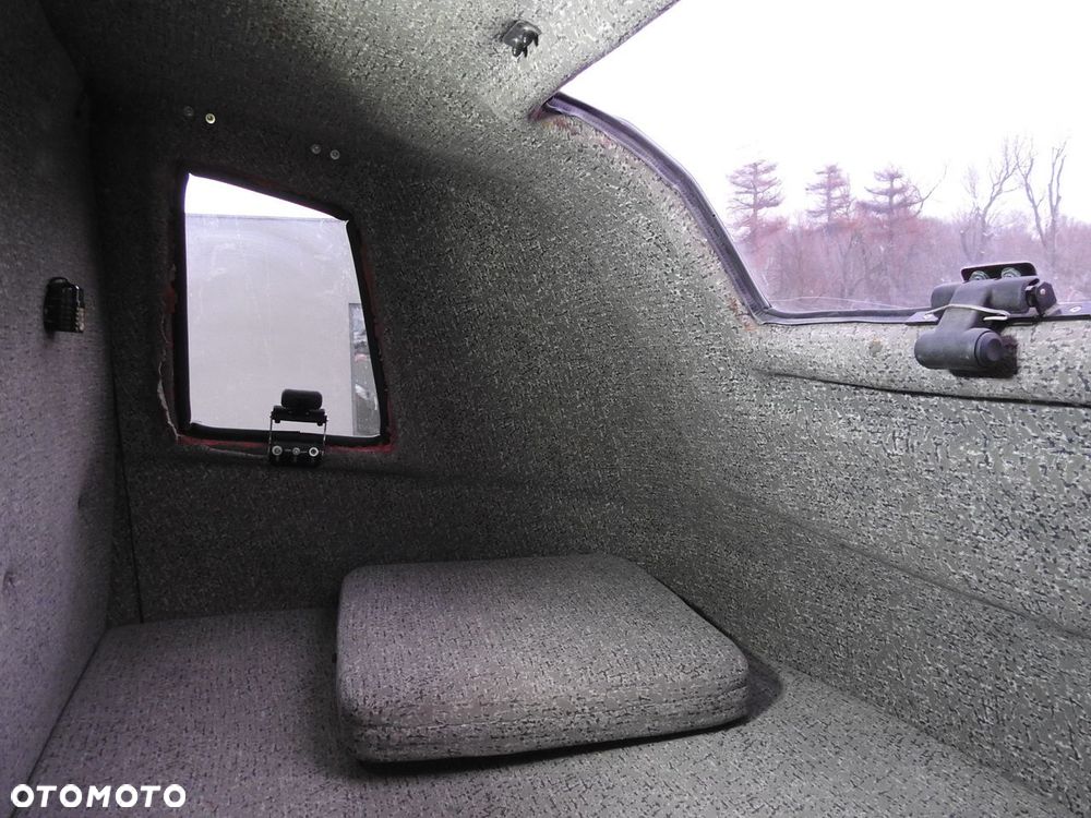 Iveco DAILY 35C16 KONTENER WINDA 8 PALET TEMPOMAT BLIŹNIACZE KOŁA KLIMATYZACJA  160KM - 40