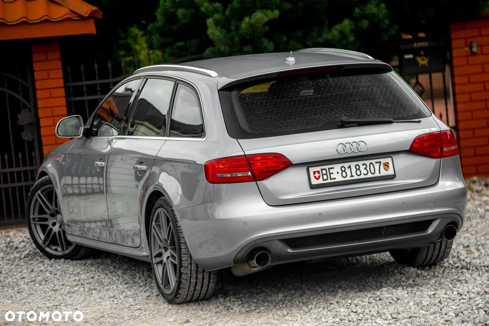 Audi A4 Avant 3.2 FSI quattro tiptronic S line Sportpaket (plus) - 9
