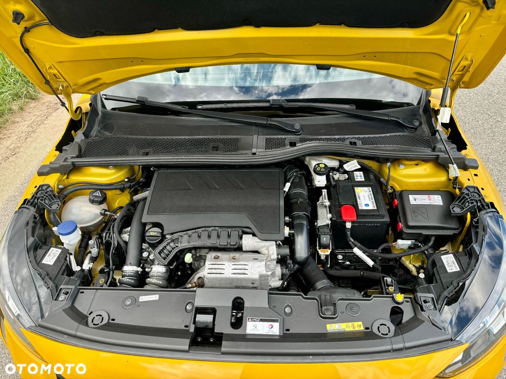 Peugeot 208 - 16