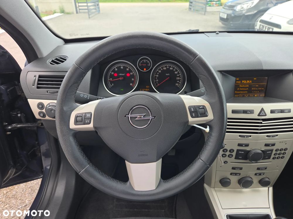 Opel Astra 1.8 Sport - 36