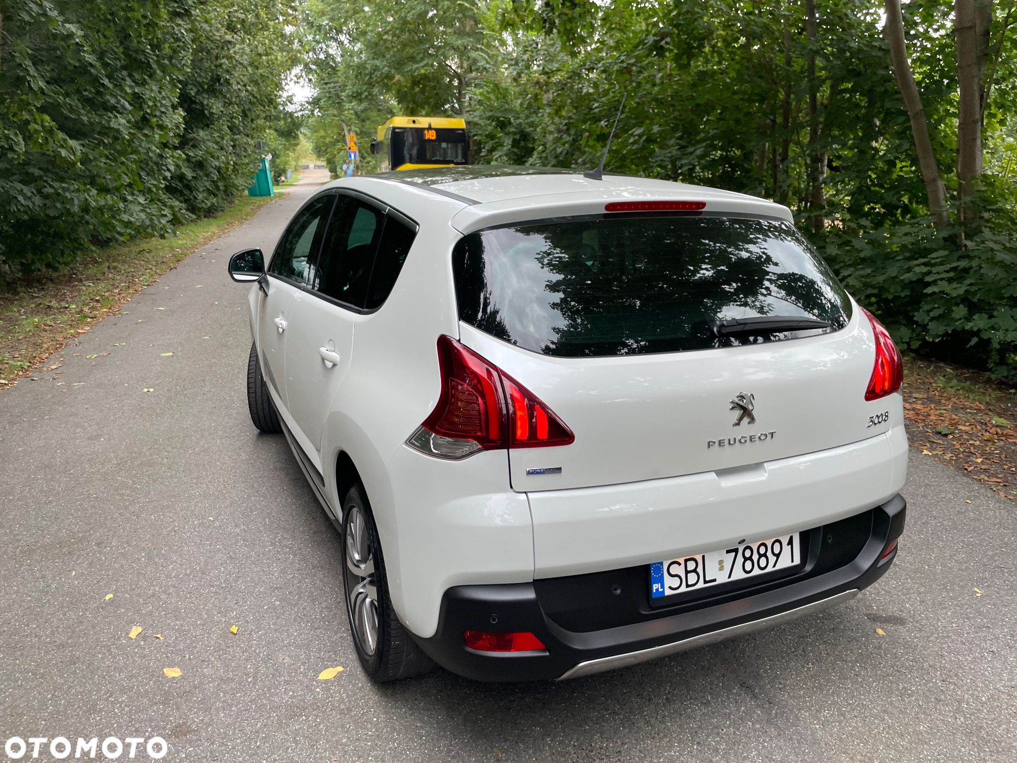 Peugeot 3008 PureTech 130 Stop & Start GPF Allure - 9