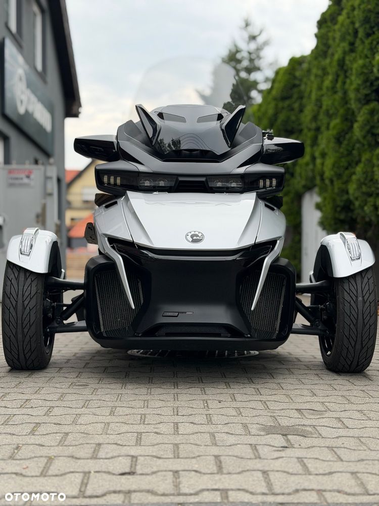 Can-Am Spyder - 3