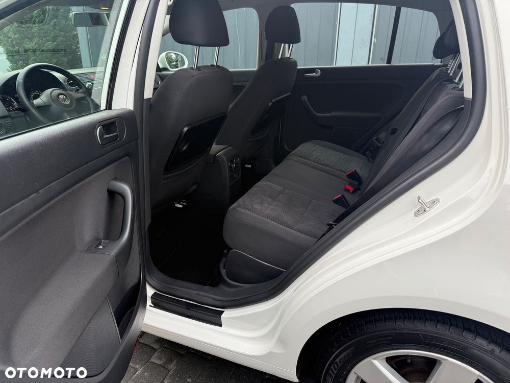 Volkswagen Golf Plus 2.0 TDI Comfortline - 17