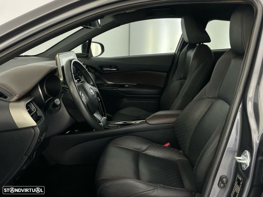 Toyota C-HR 1.8 HSD Exclusive+P.Luxury - 11