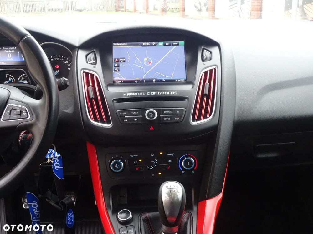 Ford Focus 2.0 TDCi ST-Line Red ASS - 20