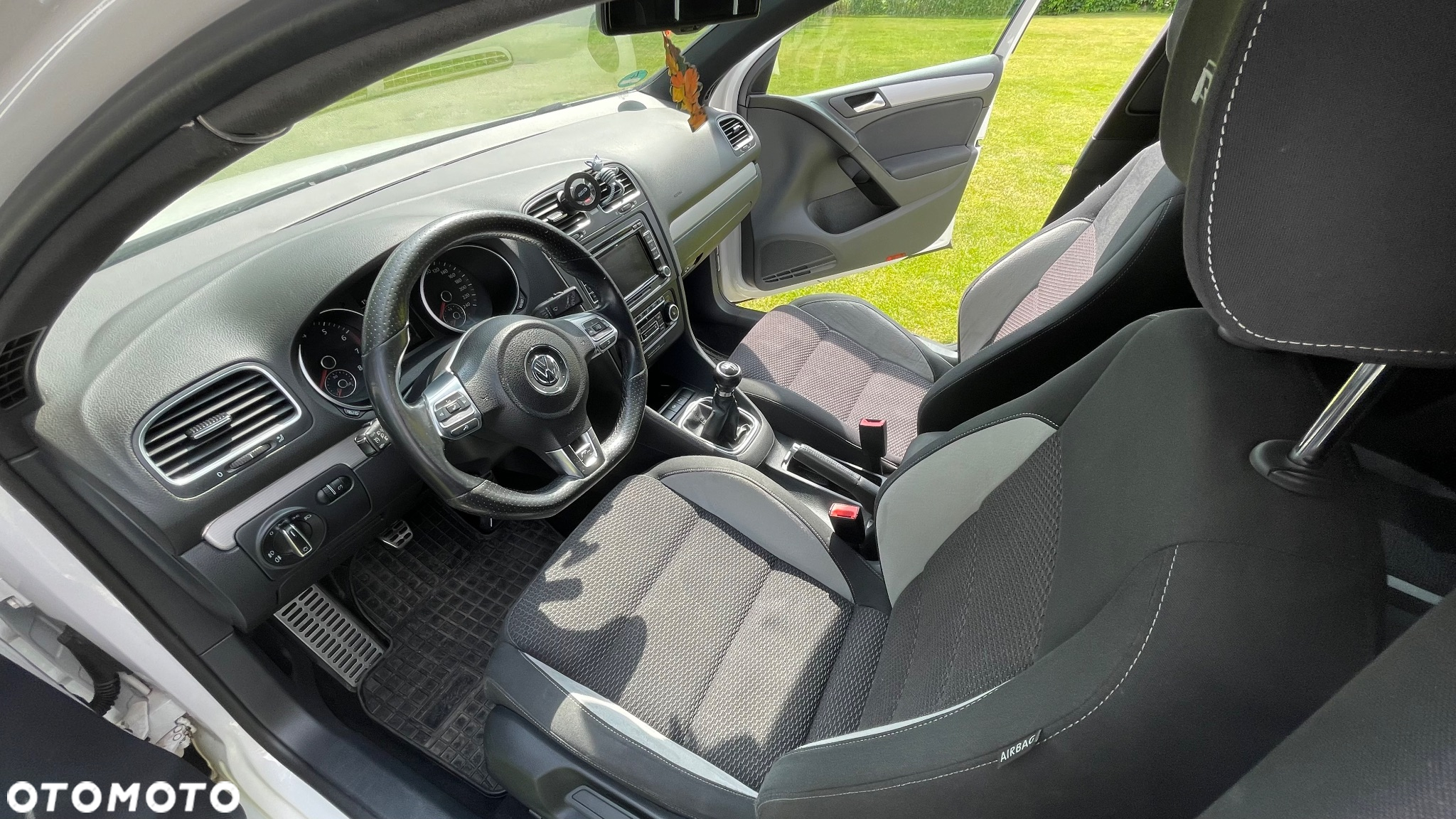 Volkswagen Golf 1.4 TSI Highline - 25
