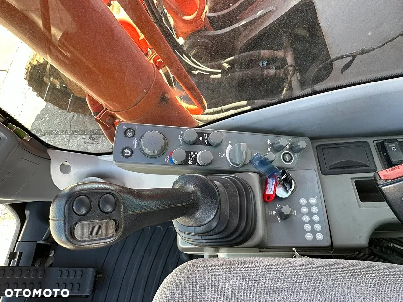 Hitachi ZX350LC-5B - 18