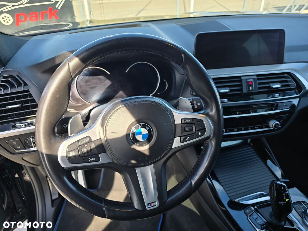 BMW X3 xDrive20d xLine - 39