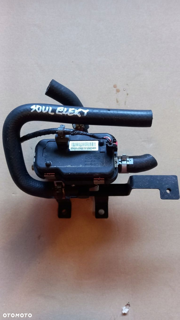 DODATKOWA POMPA POMPKA WODY KIA SOUL III EV 25660-j2500 OBUDOWA TERMOSTATU