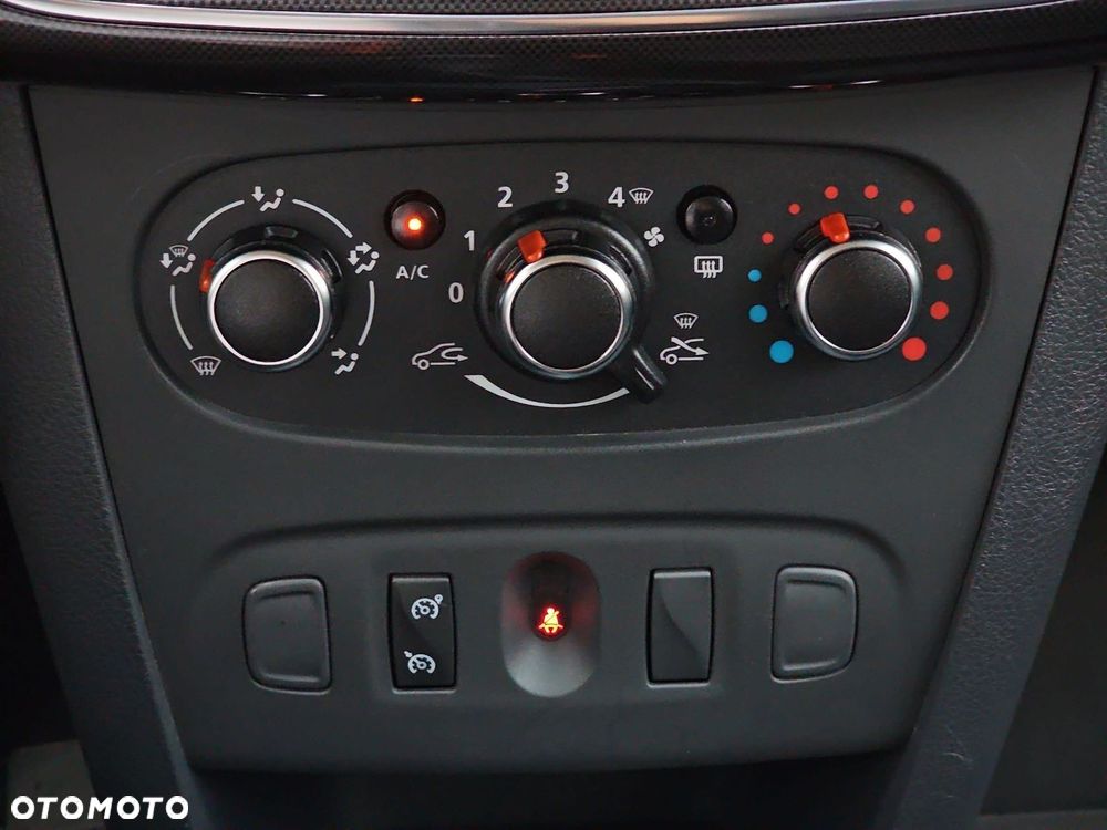 Dacia Sandero 1.0 SCe Laureate - 22