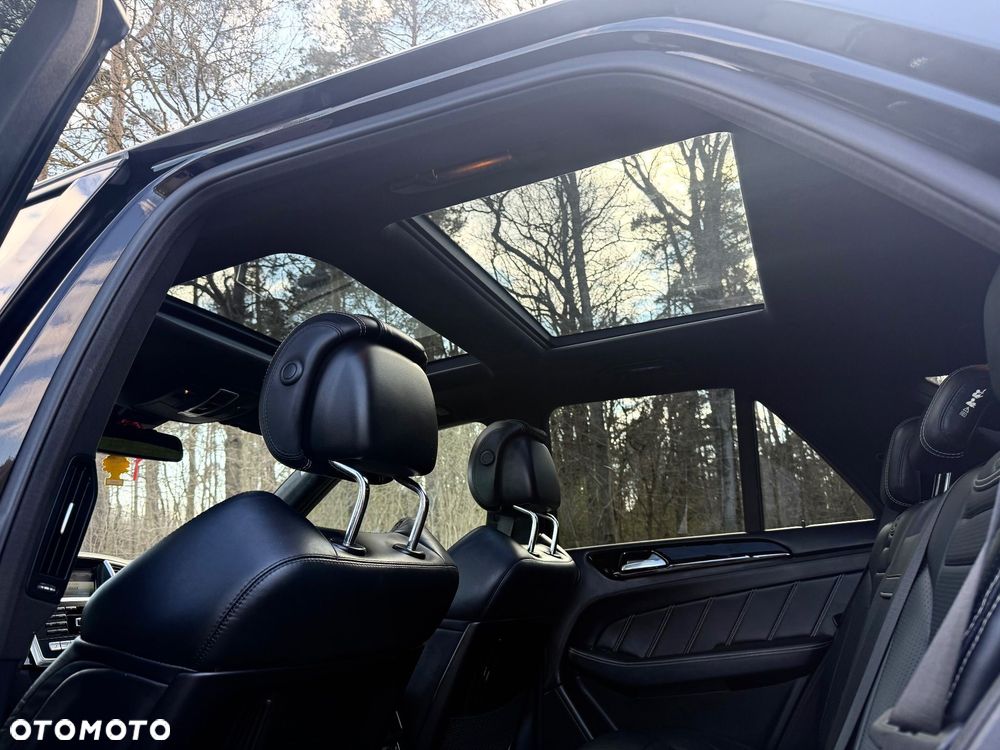 Mercedes-Benz ML - 11