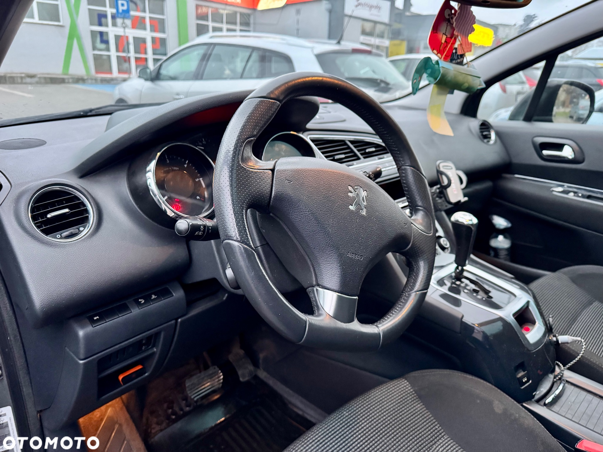 Peugeot 5008 HDI 160 Automatik Allure - 3
