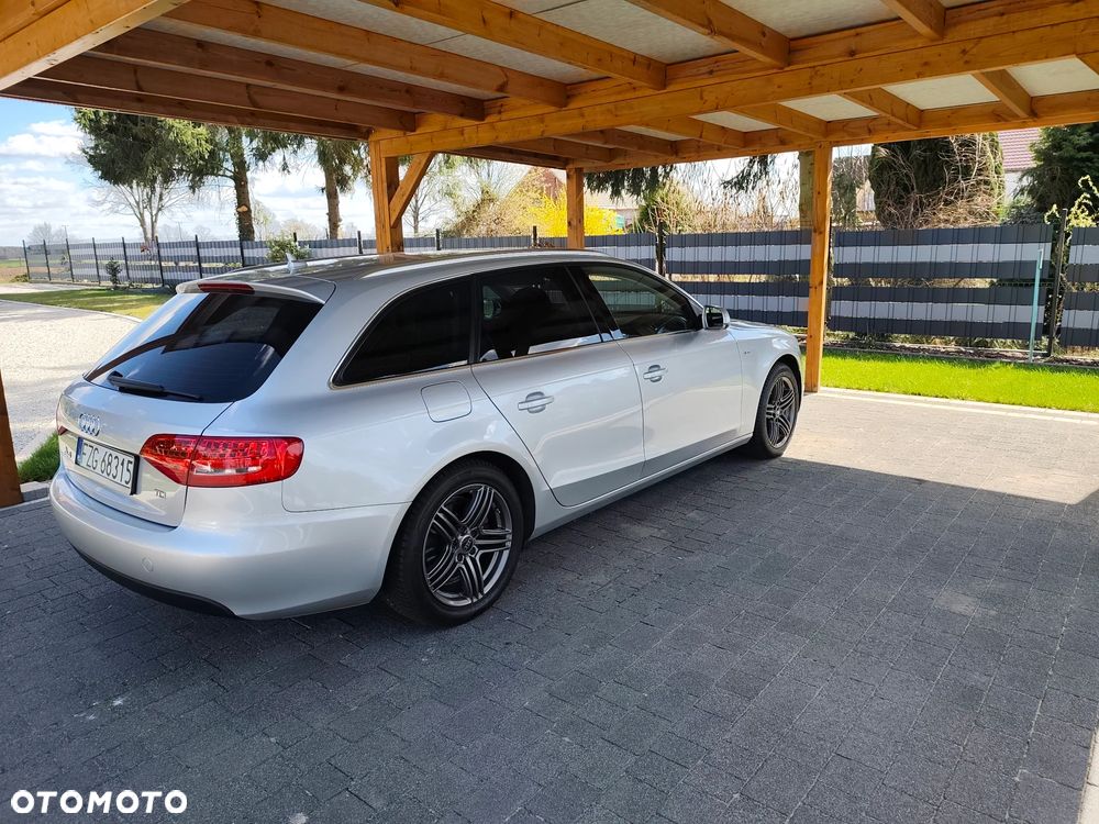 Audi A4 Avant 2.0 TDI - 7