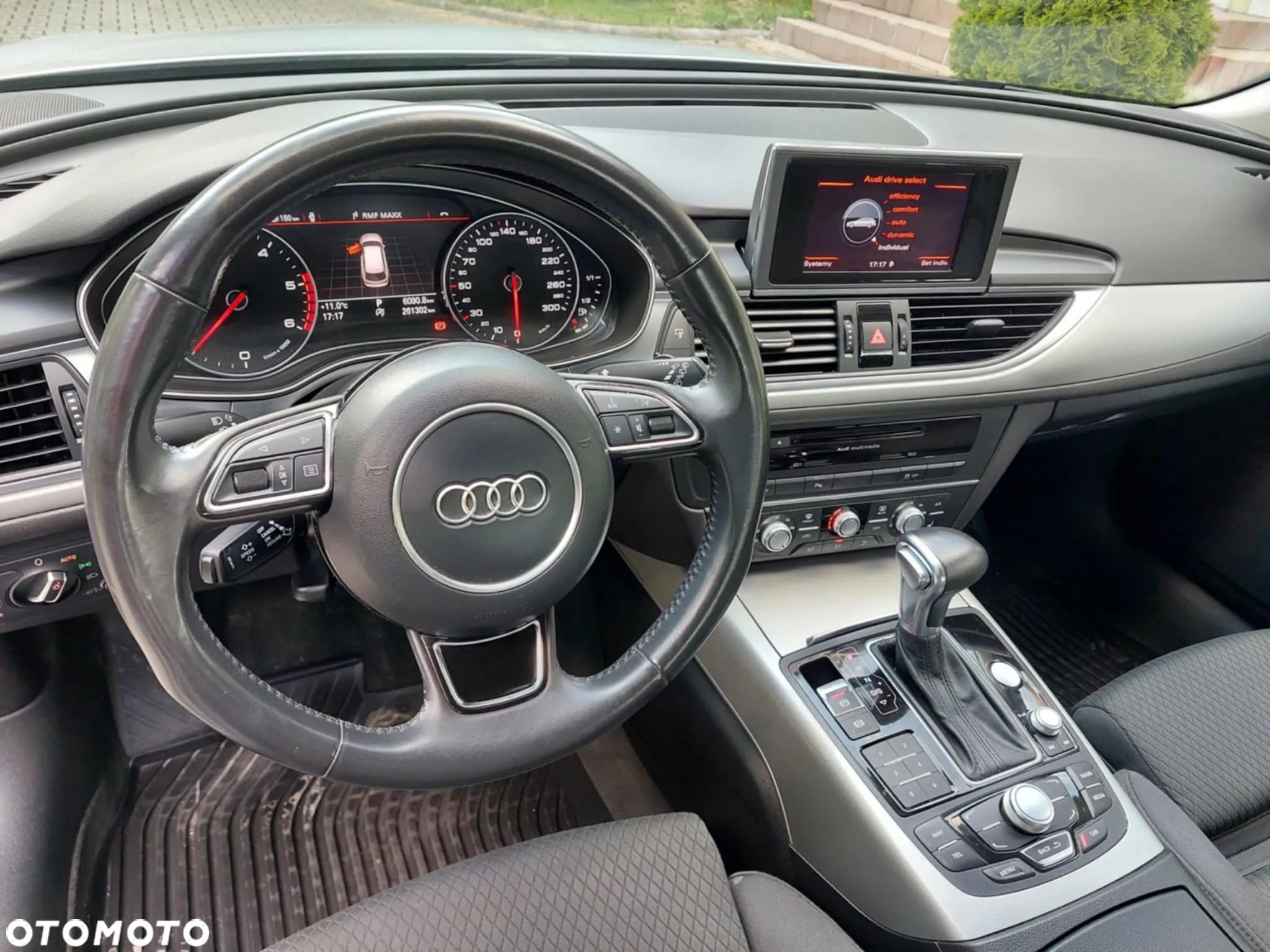 Audi A6 Avant 2.0 TDI Ultra S tronic - 11
