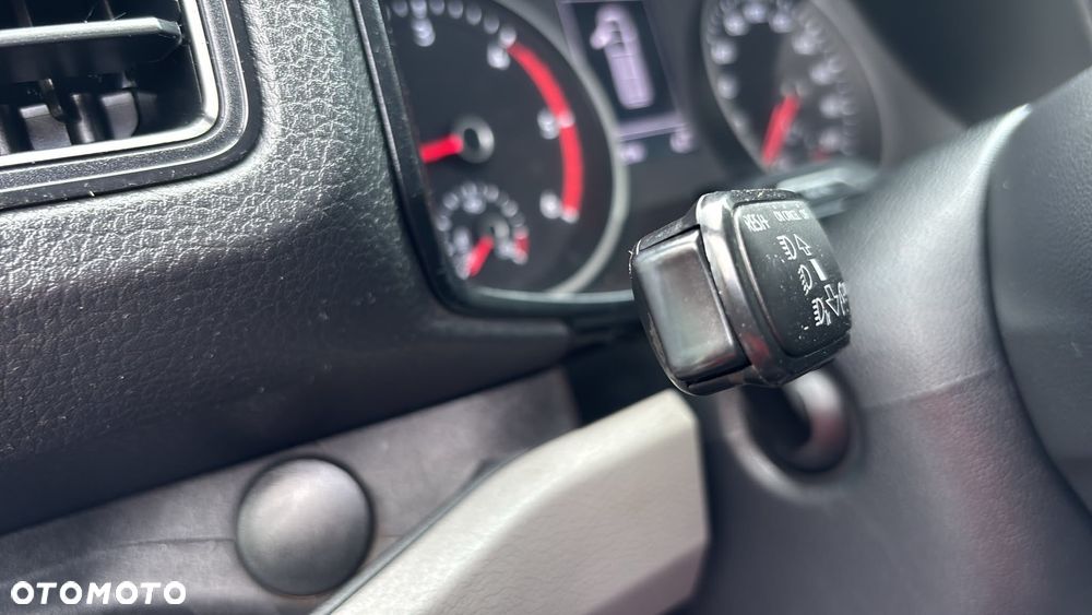 Volkswagen Crafter - 12