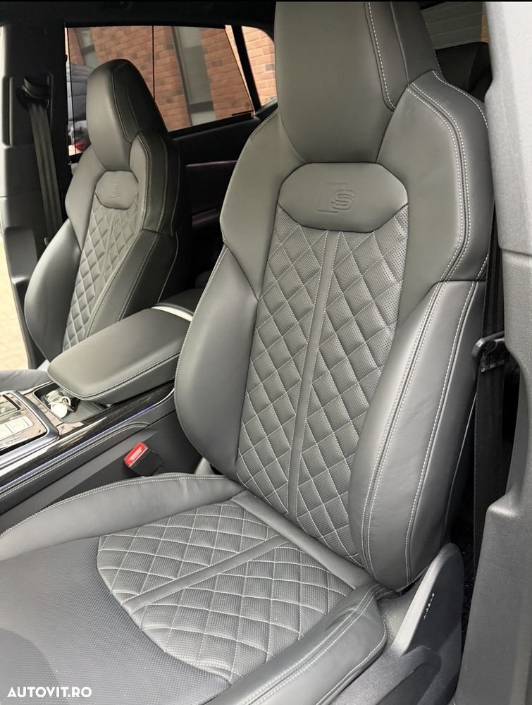 Audi Q8 55 TFSI e quattro Tiptronic PHEV - 10