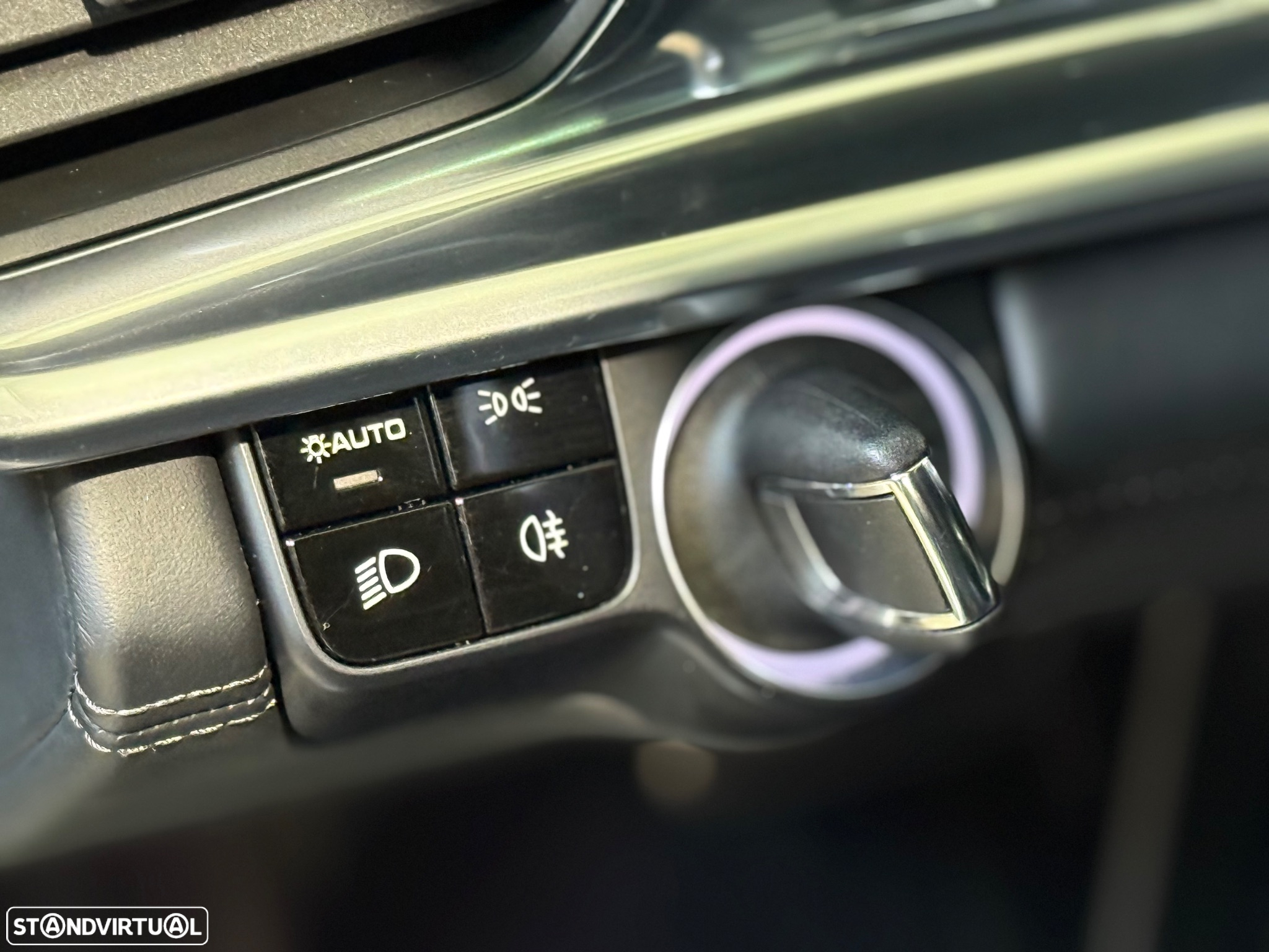 Porsche Panamera 4 E-Hybrid Platinum Edition com PDLS - 26