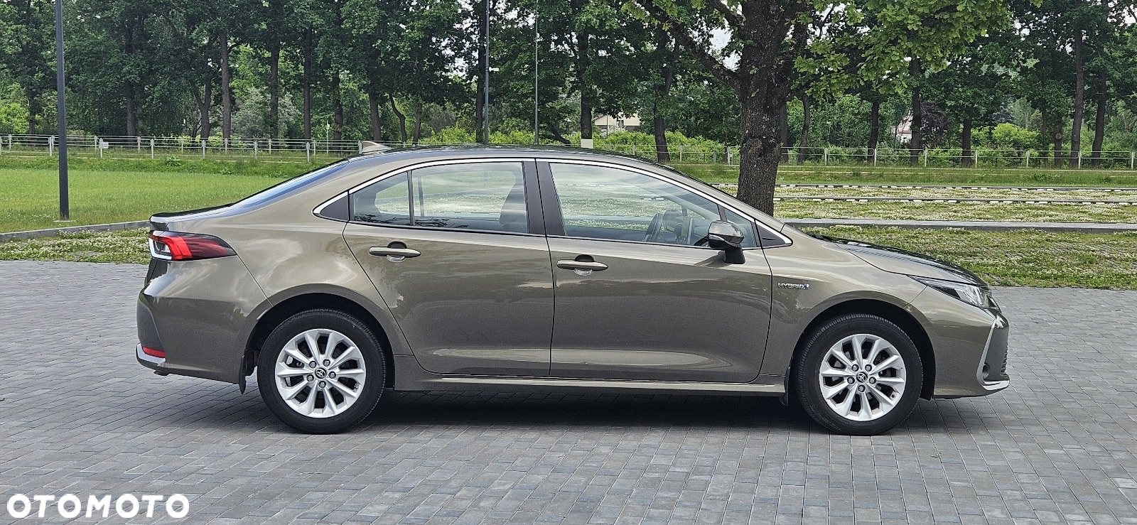 Toyota Corolla 1.8 Hybrid - 6