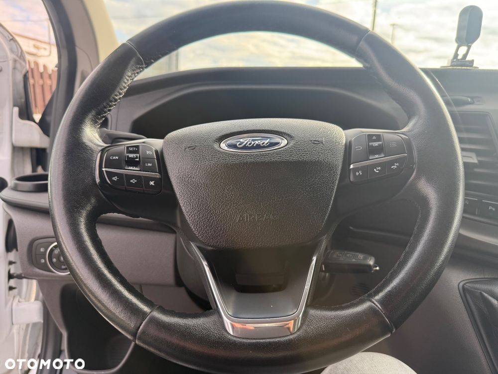 Ford Transit Custom 310 L2H1 Limited - 18