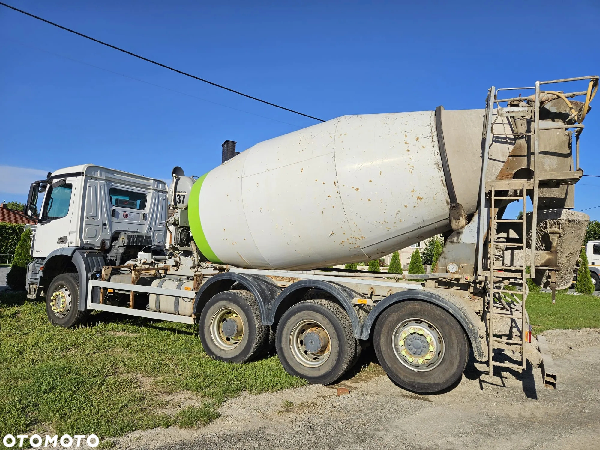 Mercedes-Benz AROCS 3240 8X4 - 8