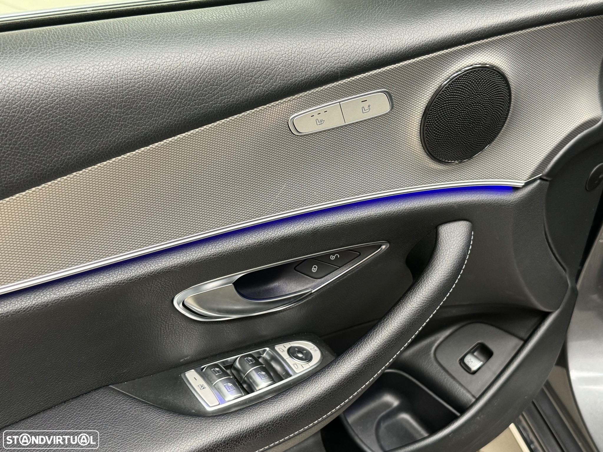 Mercedes-Benz E 220 d Exclusive - 44