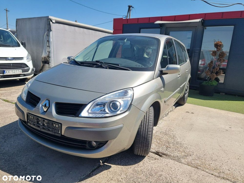 Renault Scenic - 8
