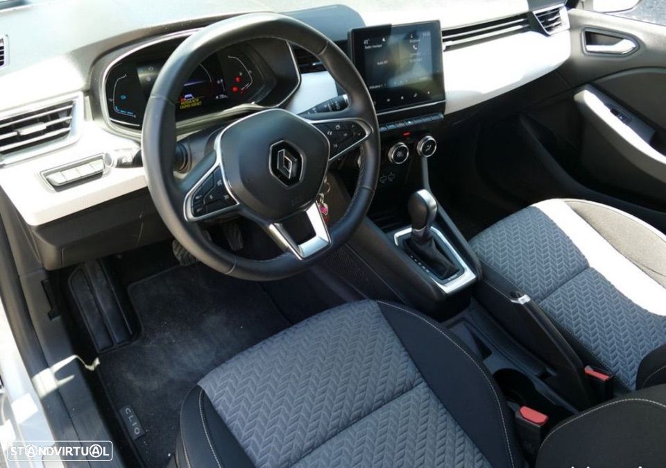 Renault Clio 1.6 E-Tech Full Hybrid RS Line - 11