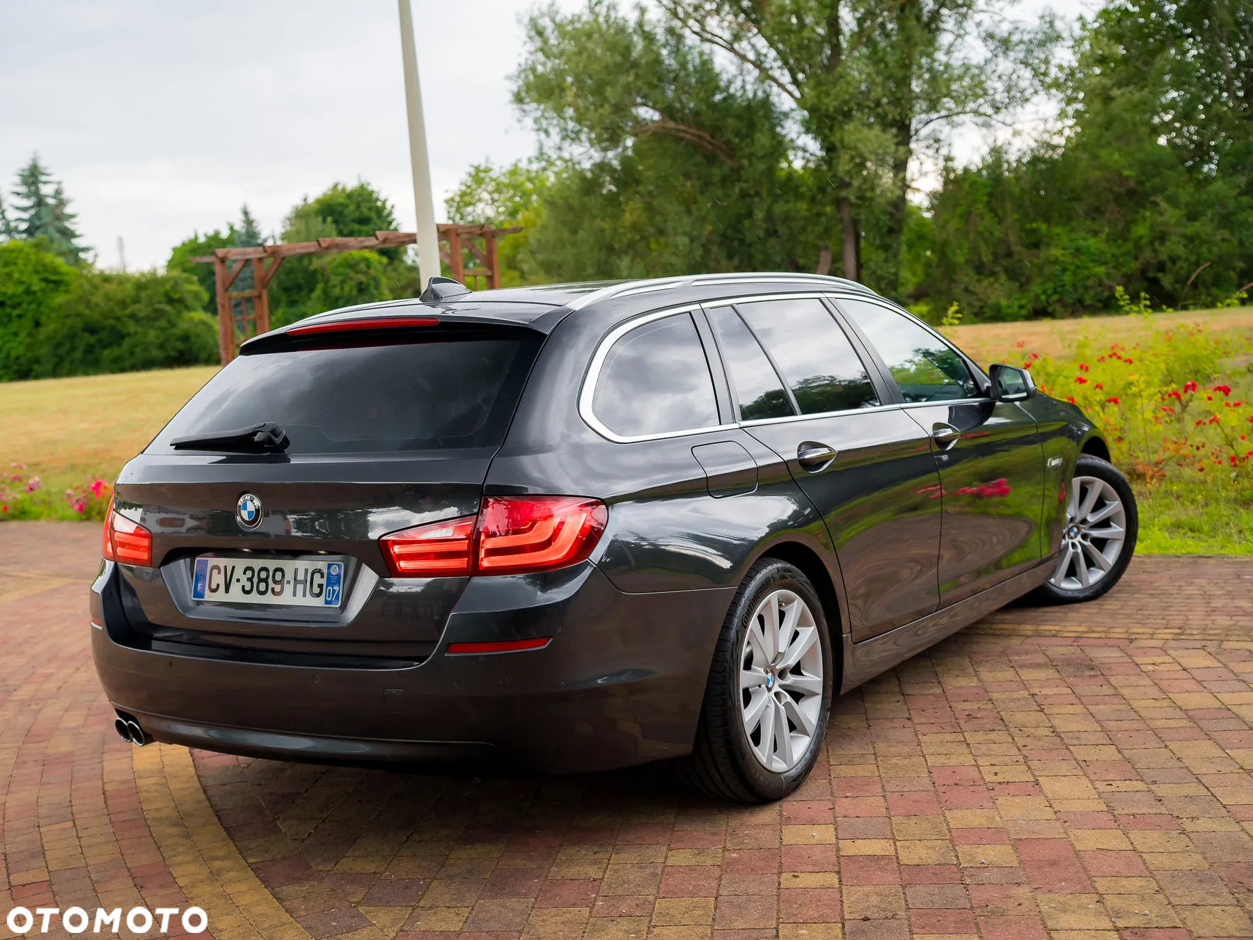 BMW Seria 5 525d Touring Sport-Aut Luxury Line - 18