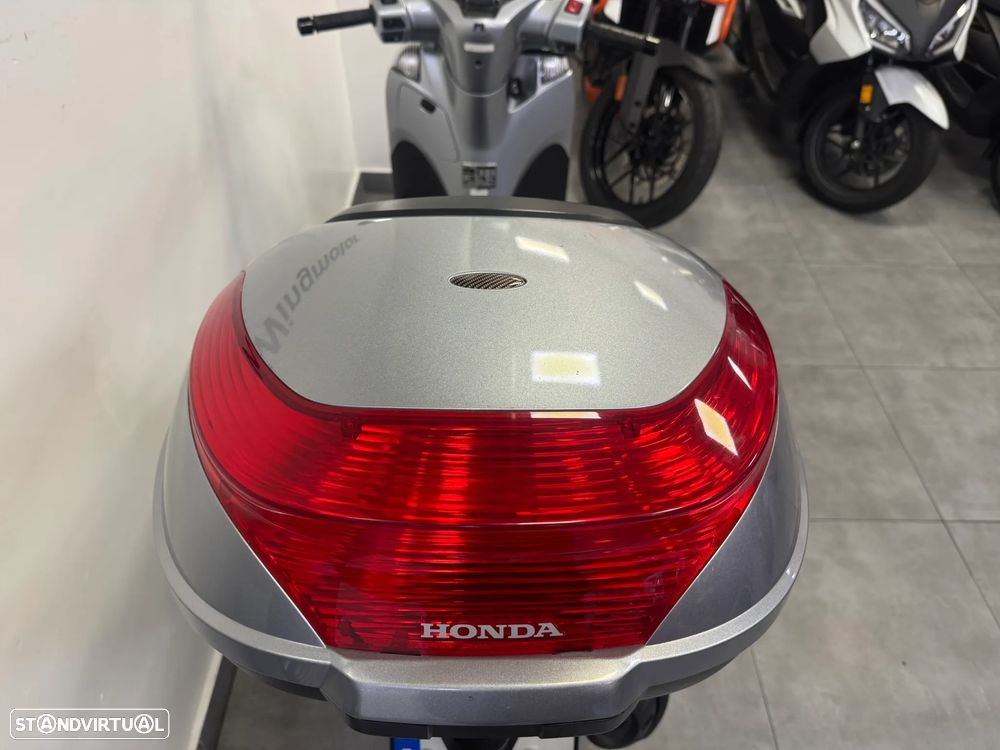 Honda SH 300 - 7