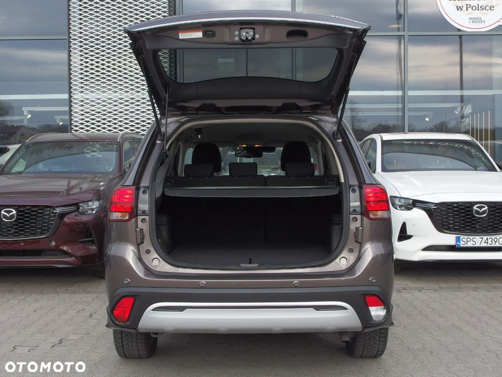 Mitsubishi Outlander 2.0 Instyle + 4WD CVT - 8