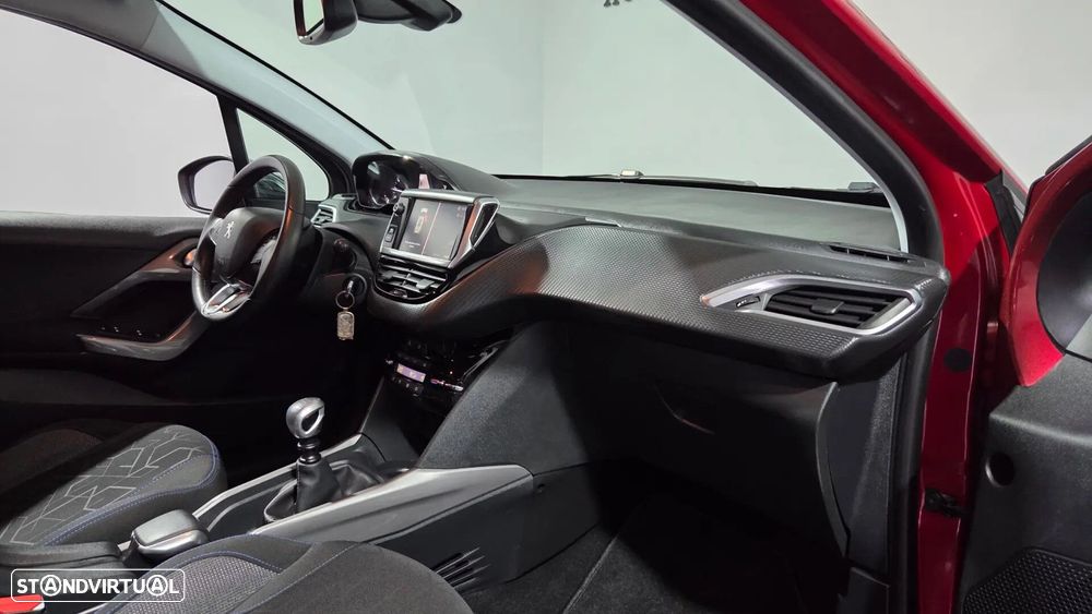 Peugeot 2008 PureTech 130 Stop&Start Allure - 19