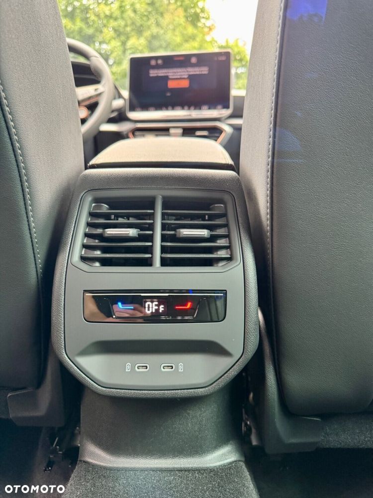 Cupra Leon 1.5 eTSI mHEV DSG - 16