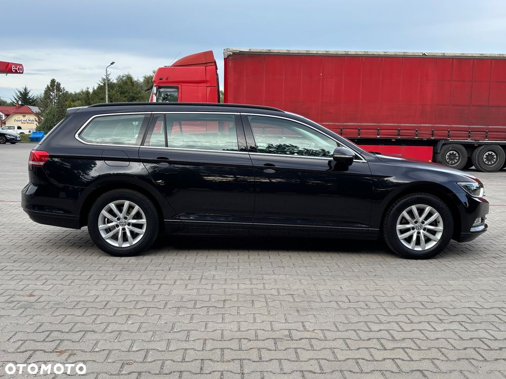 Volkswagen Passat 2.0 TDI SCR Comfortline DSG - 4