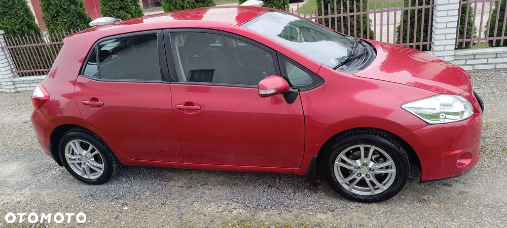Toyota Auris 1.6 Luna - 6