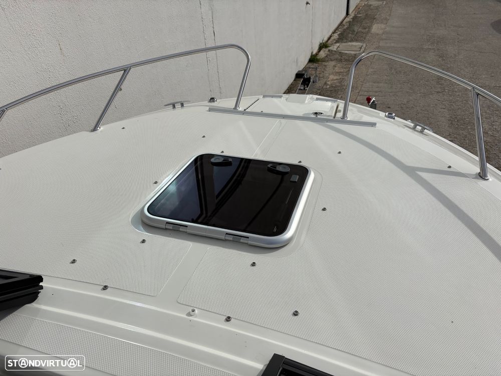 Bayliner C21 OB - 10