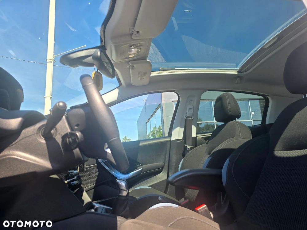 Peugeot 208 95 VTI Allure - 10