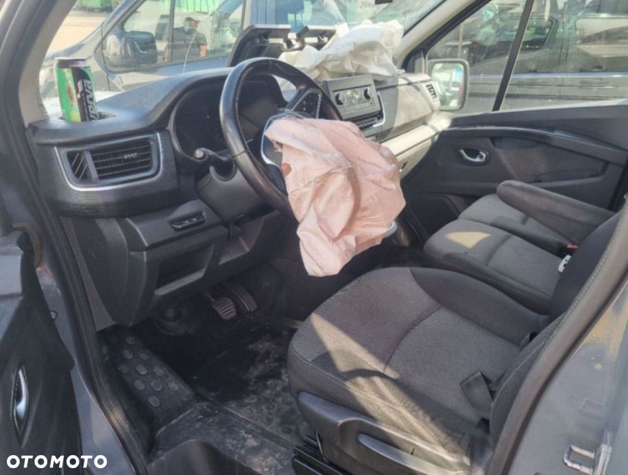 Renault Trafic - 6