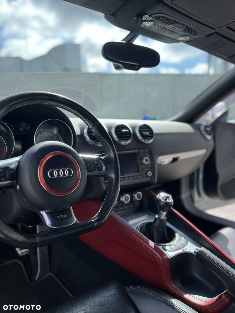 Audi TT Roadster - 11