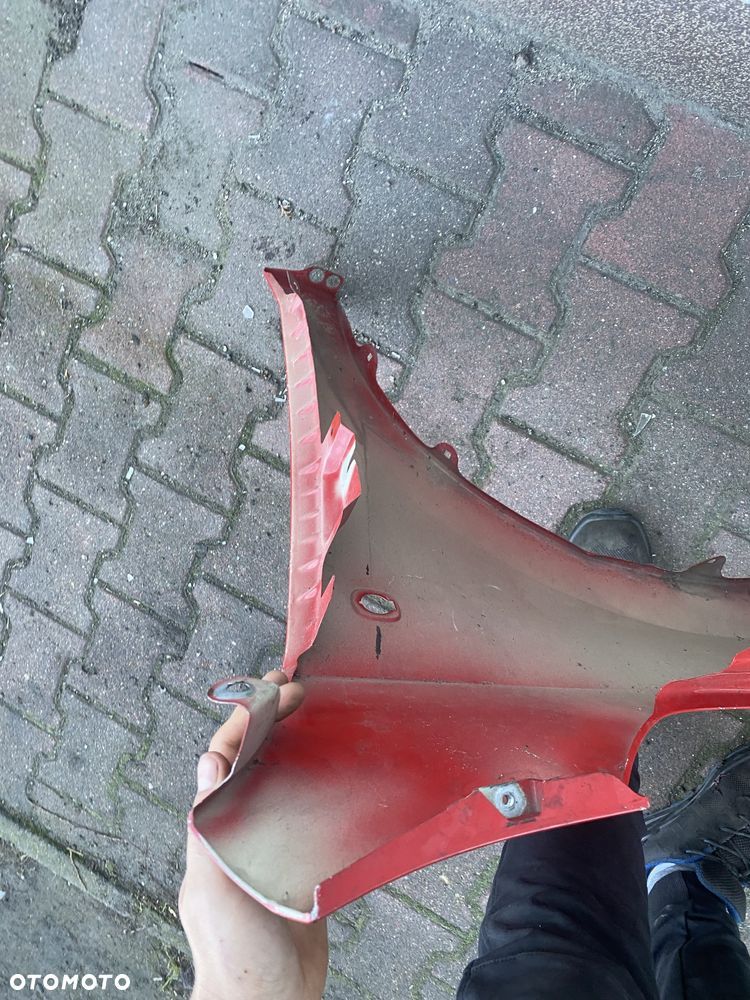 Błotnik prawy przód przedni Skoda rapid 5j seat toledo IV 4 - 5