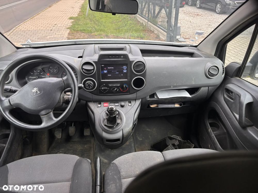 Peugeot Partner - 11