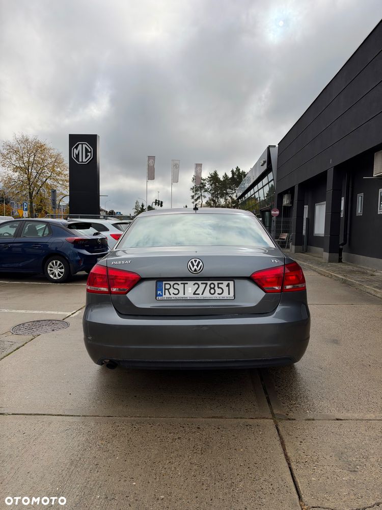 Volkswagen Passat 1.8 TSI BMT Comfortline DSG - 6