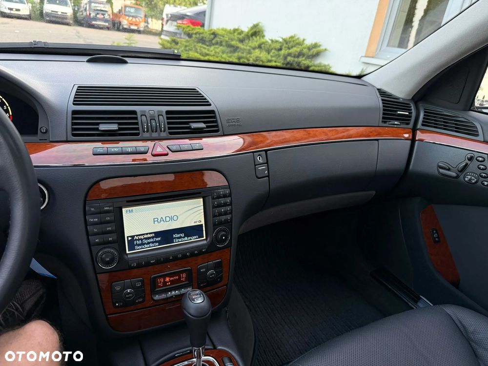 Mercedes-Benz Klasa S 500 4Matic - 22