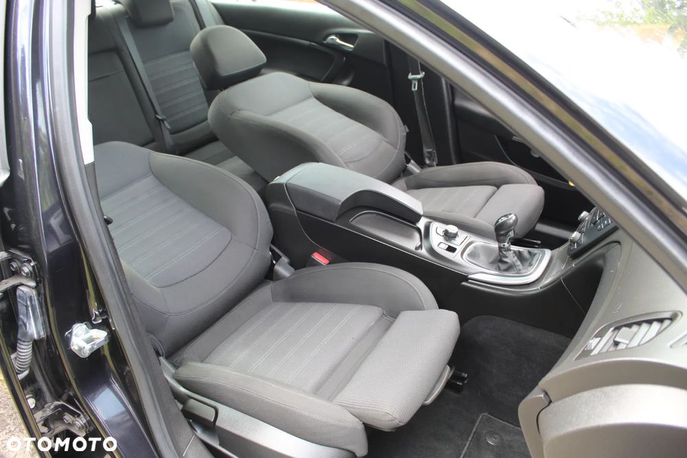 Opel Insignia 1.8 Active - 28