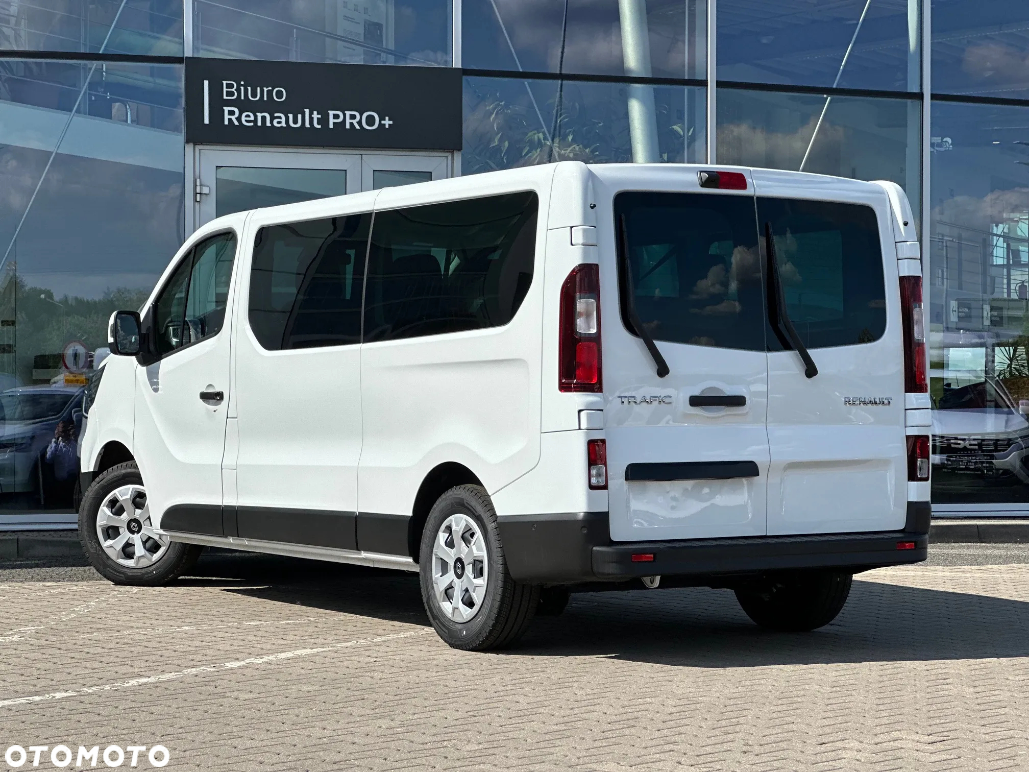 Renault Trafic Kombi 2.0 Blue dCi L2 Equilibre EDC - 2