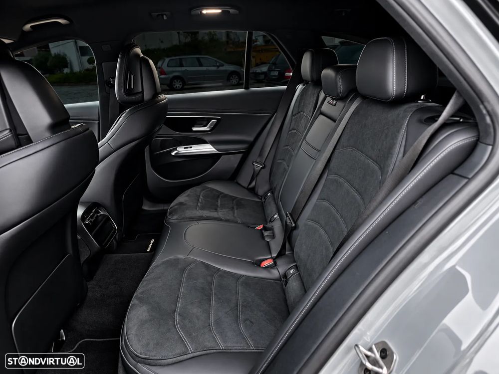 Mercedes-Benz E 300 de 9G-TRONIC AMG Line - 23