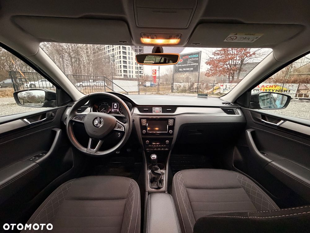 Skoda RAPID 1.0 TSI Style - 25