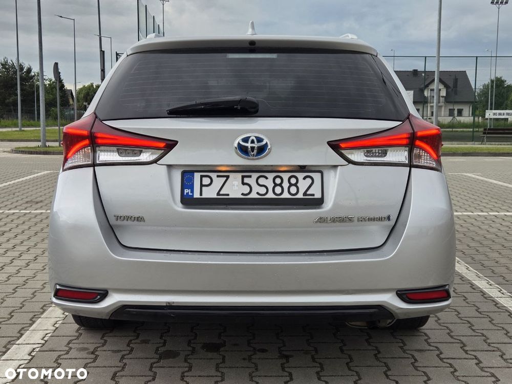 Toyota Auris - 16
