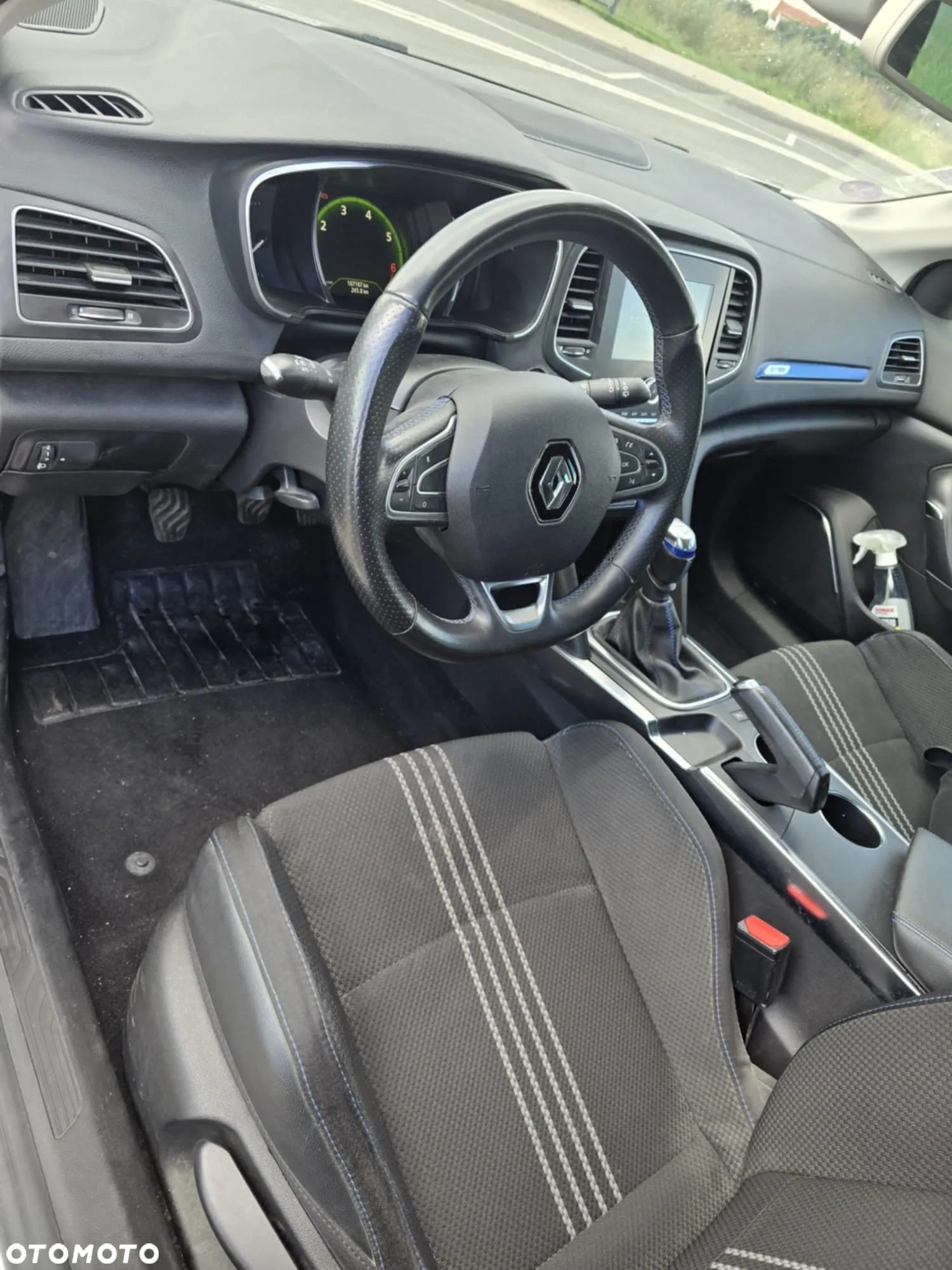 Renault Megane ENERGY TCe 130 GT LINE - 7