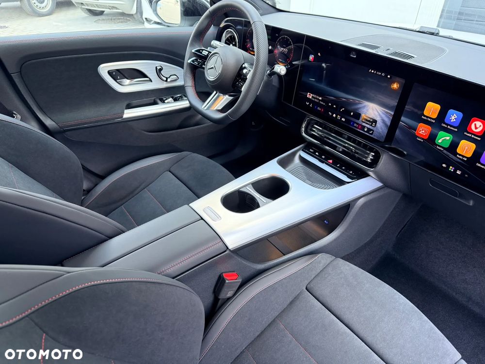 Mercedes-Benz CLA - 29